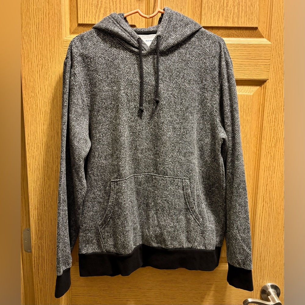 Men’s Old Navy Hooded Sweatshirt
